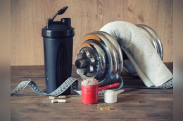 Welche Nahrungsergänzungsmittel helfen dir beim Sport für die Fettverbrennung und den Muskelaufbau?