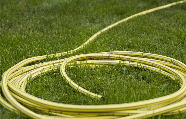 Gartenschlauch, Pool-Alternative, Abkühlung im Garten