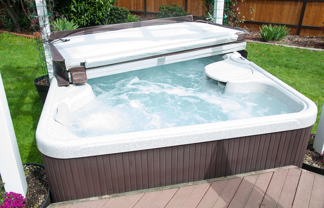 Hot Tub, Pool-Alternative, Whirlpool