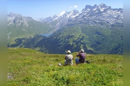 Zugspitze wandern & besteigen in 2 Tagen: Diese Tour durchs Reintal auf schönen Wanderwegen ist auch für Anfänger geeignet