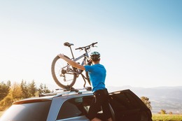 Dachreling nachrüsten: Übersicht zu Kosten und Informationen zur Zulassung beim TÜV