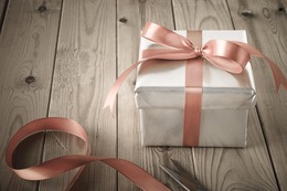 10 besondere Taufgeschenke von Großeltern für Mädchen & Jungen